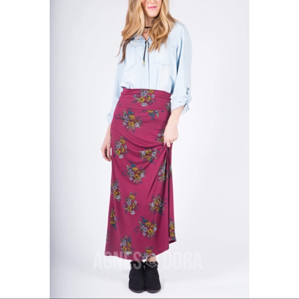 Agnes & Dora Maxi Skirt Wildflowers Burgundy Soft Knit New With Tags